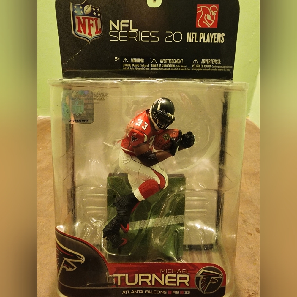 NFL Series 20 Michael Turner New in box